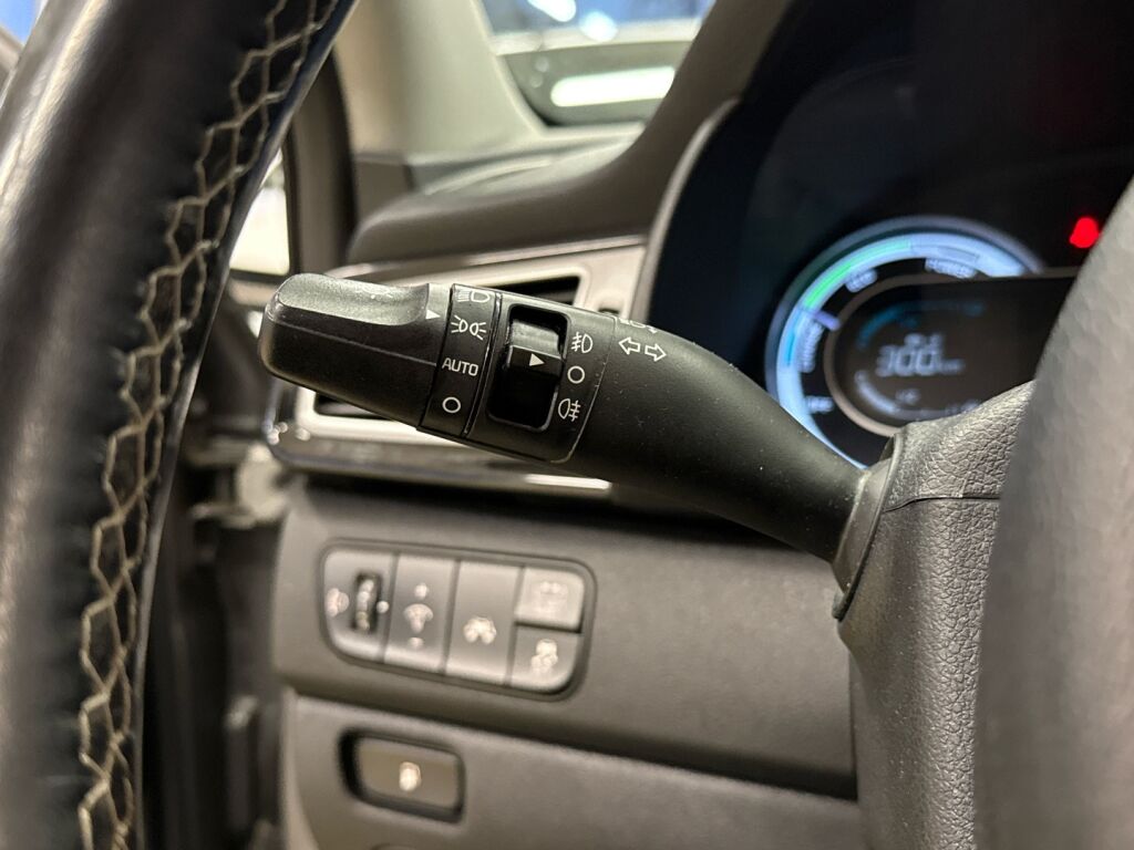 Kia Niro 2019 Harmaa