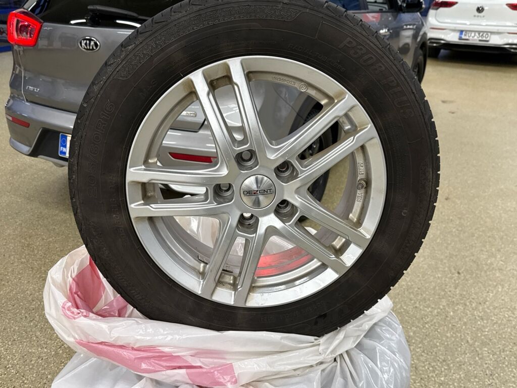 Kia Niro 2019 Harmaa