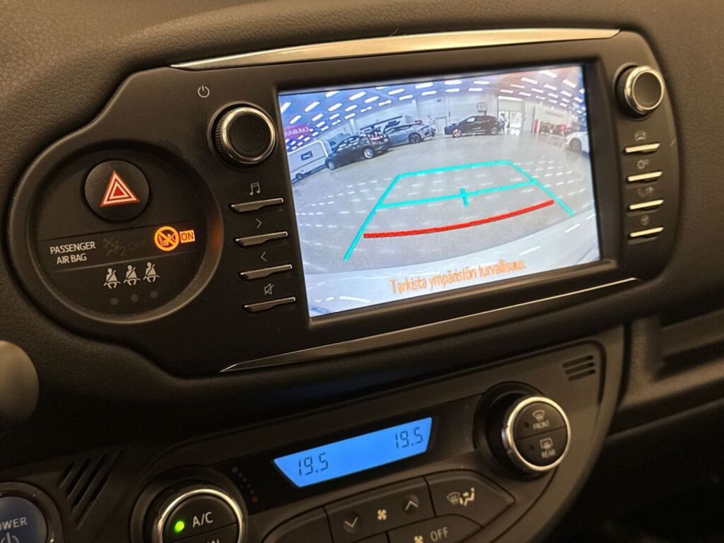 Toyota Yaris 2019 Valkoinen