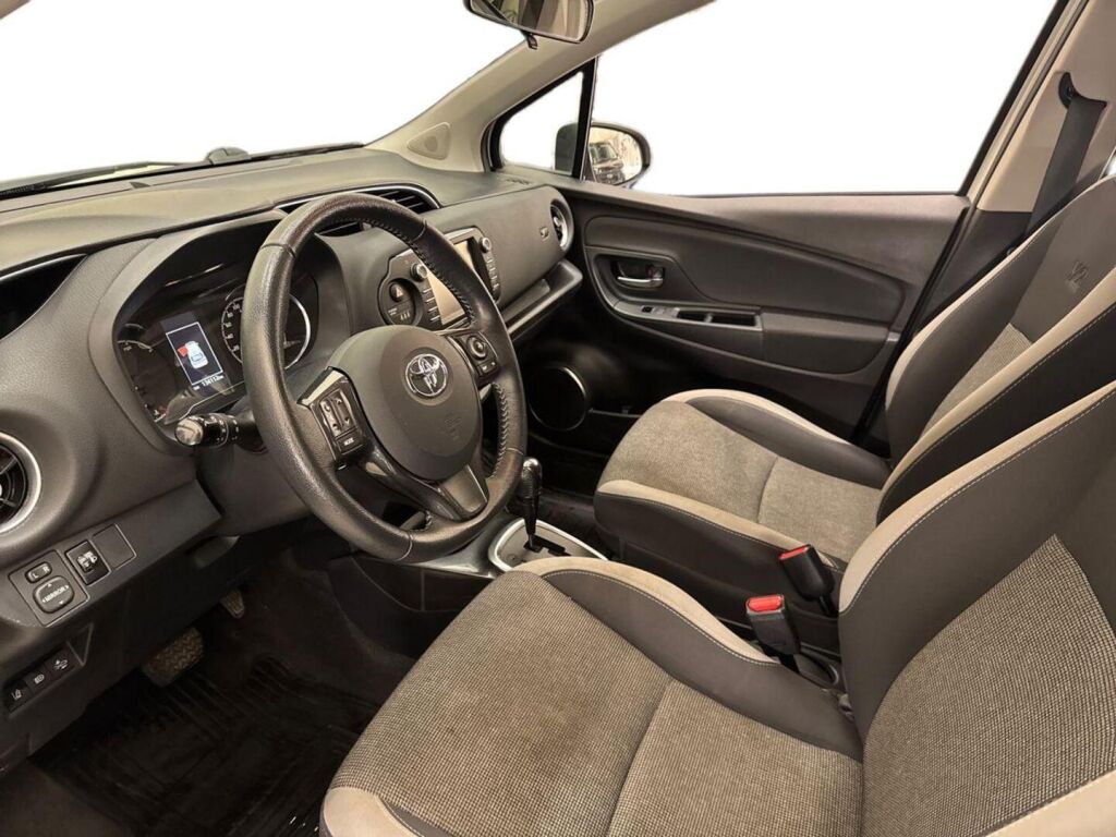 Toyota Yaris 2019 Valkoinen