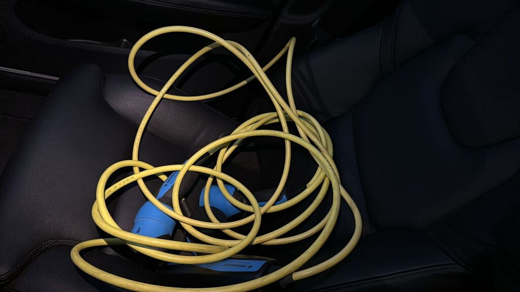 Volvo V60 2019 Harmaa