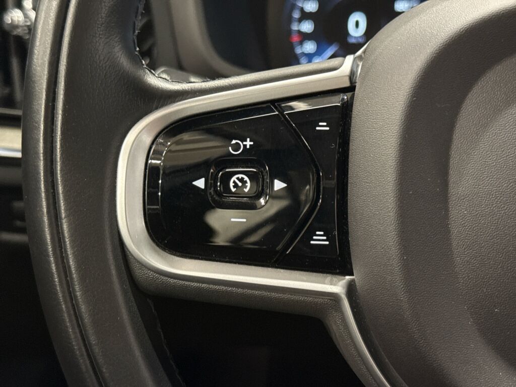 Volvo V60 2019 Harmaa