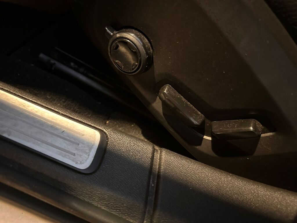 Volvo V60 2019 Harmaa