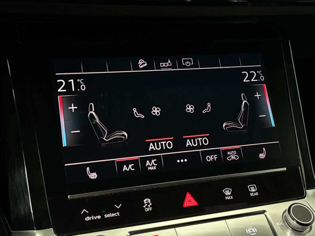 Audi e-tron 2019 Valkoinen
