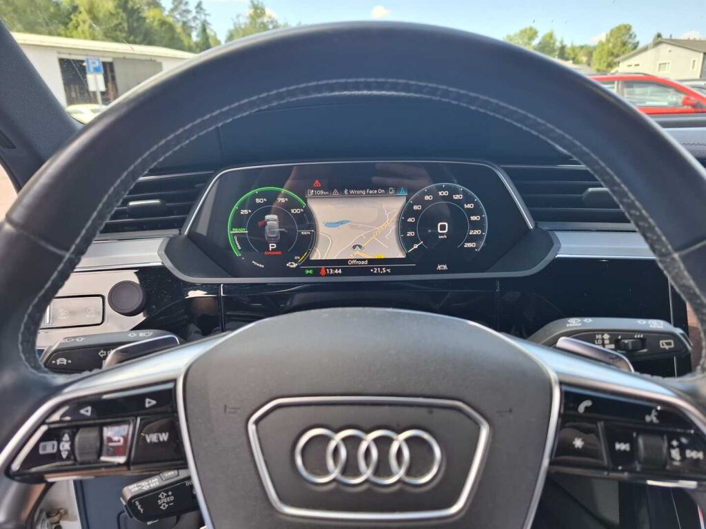 Audi e-tron 2019 Valkoinen