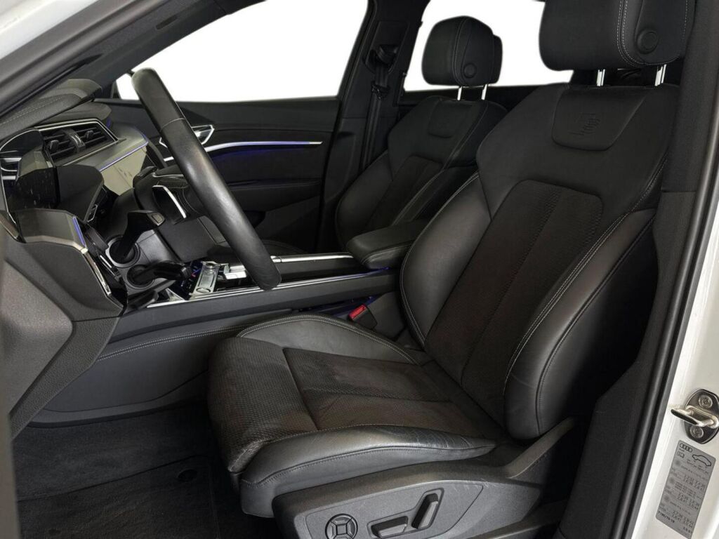 Audi e-tron 2019 Valkoinen