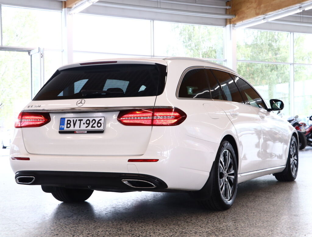 Mercedes-Benz E 2019 Valkoinen