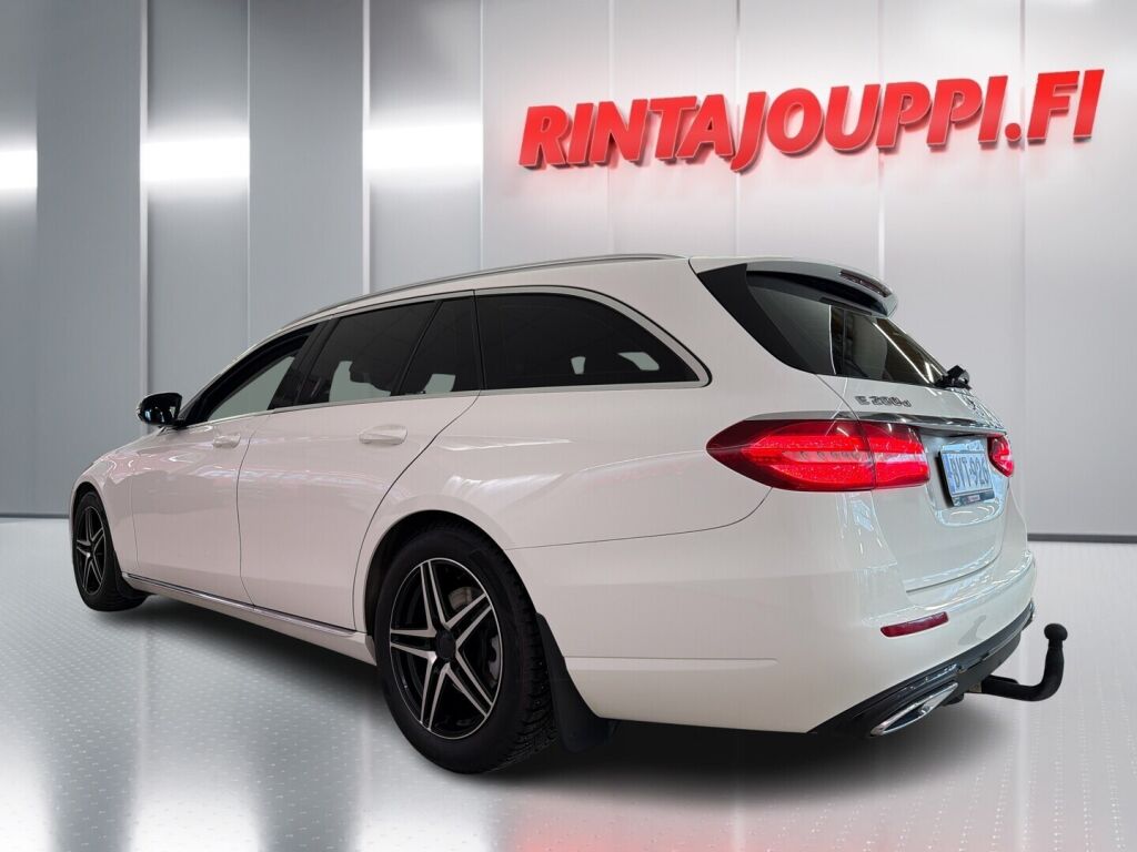 Mercedes-Benz E 2019 Valkoinen