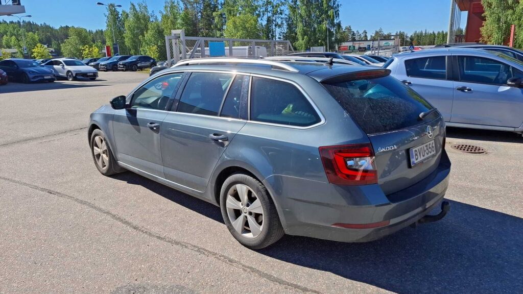 Skoda Octavia 2019 Harmaa