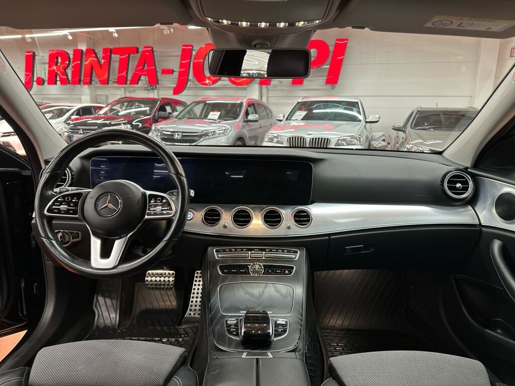 Mercedes-Benz E 2019 Musta