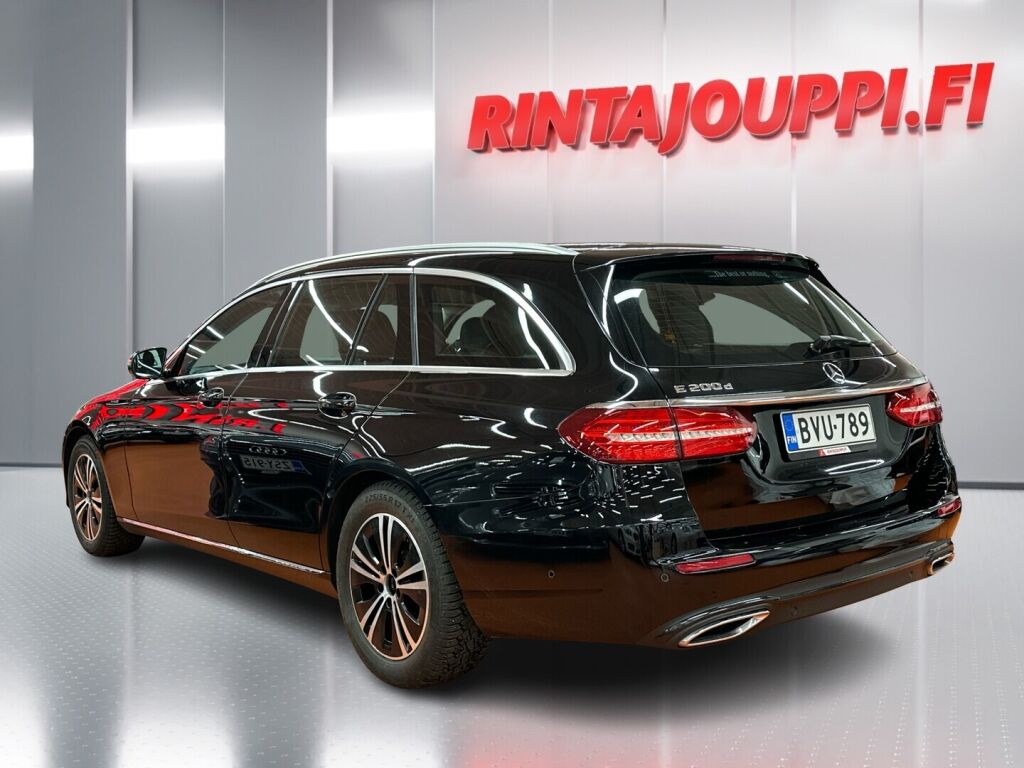 Mercedes-Benz E 2019 Musta