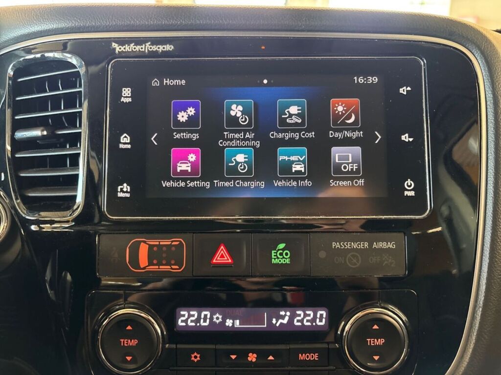 Mitsubishi Outlander PHEV 2018 Musta