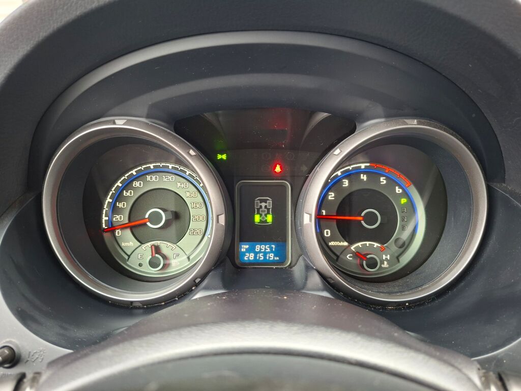 Mitsubishi Pajero 2010 Vihreä
