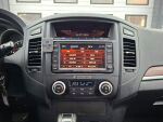 Mitsubishi Pajero 2010 Vihreä
