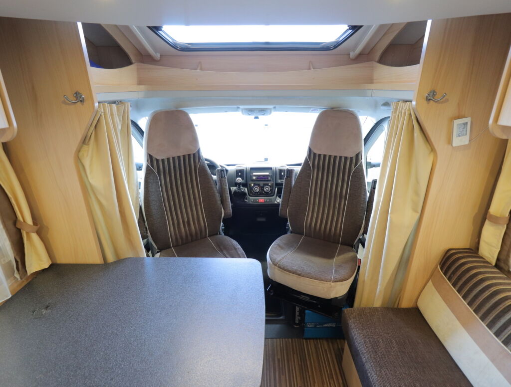 Sunlight T 64 2013 Valkoinen