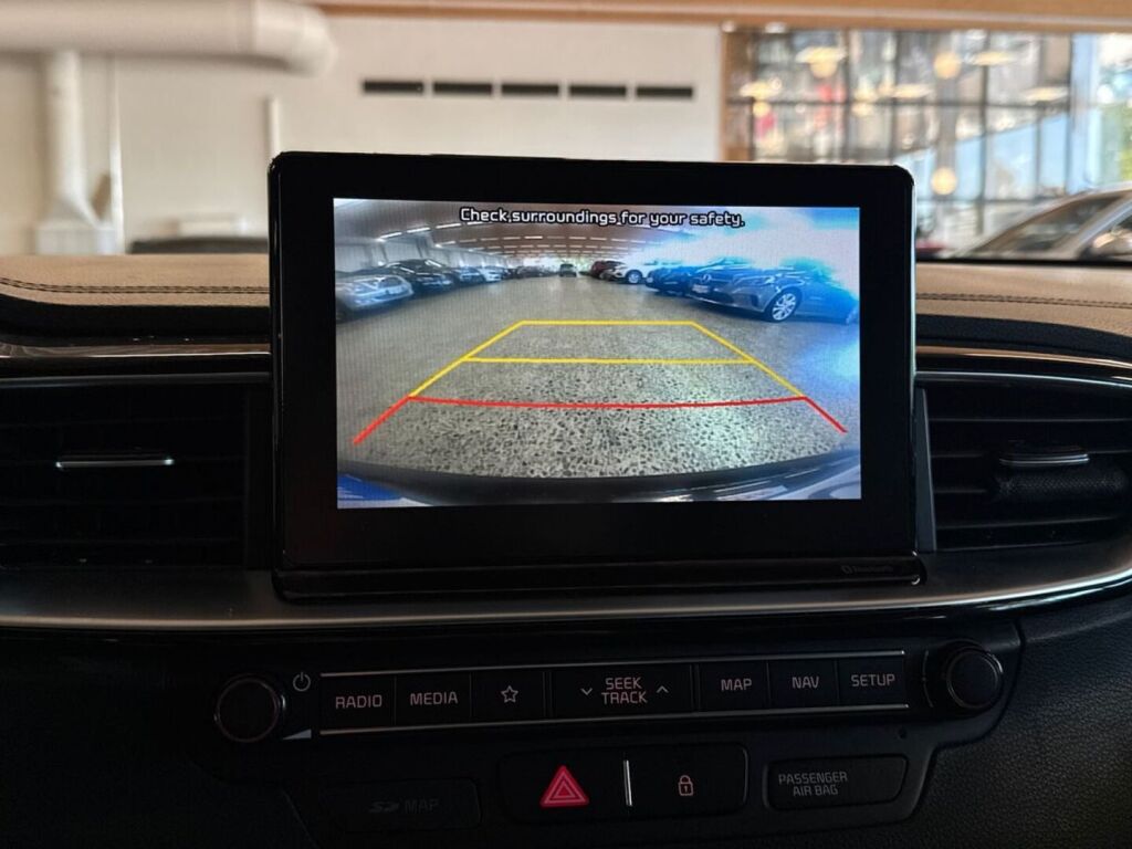 Kia ProCeed 2019 Musta