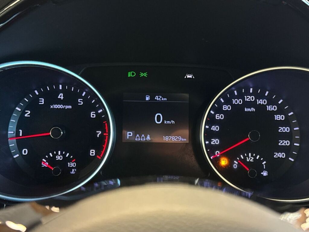 Kia ProCeed 2019 Musta
