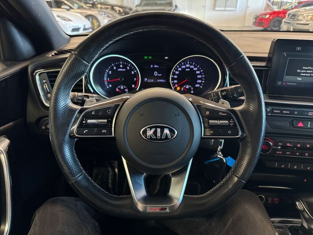 Kia ProCeed 2019 Musta