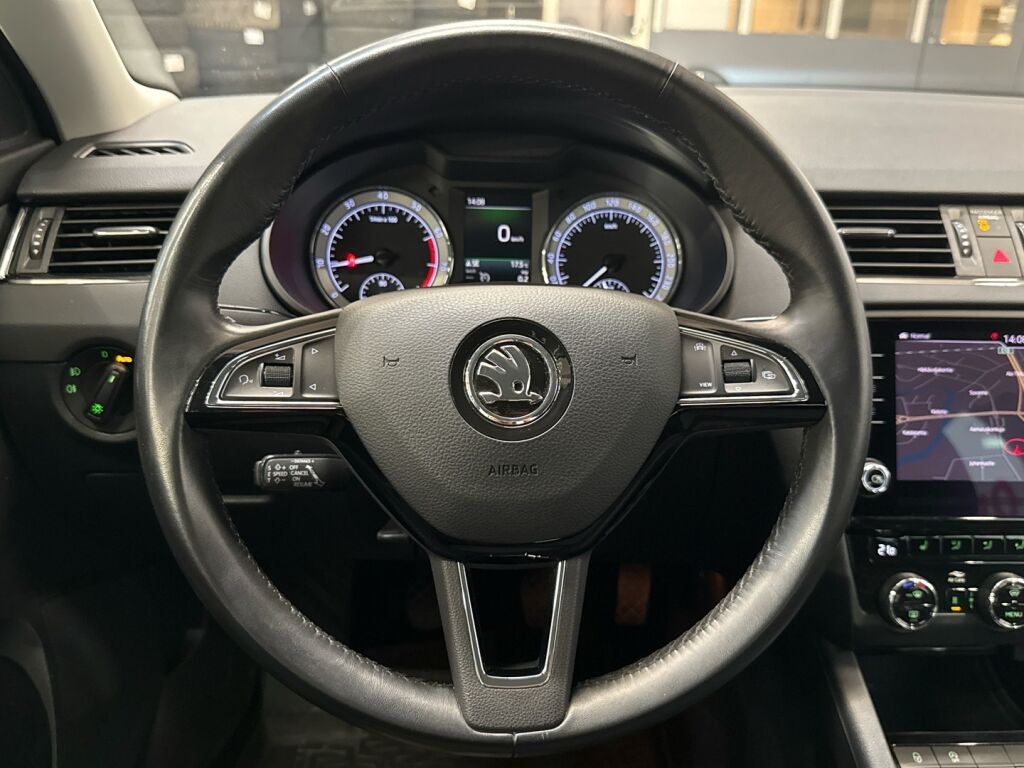 Skoda Octavia 2019 Ruskea (beige)