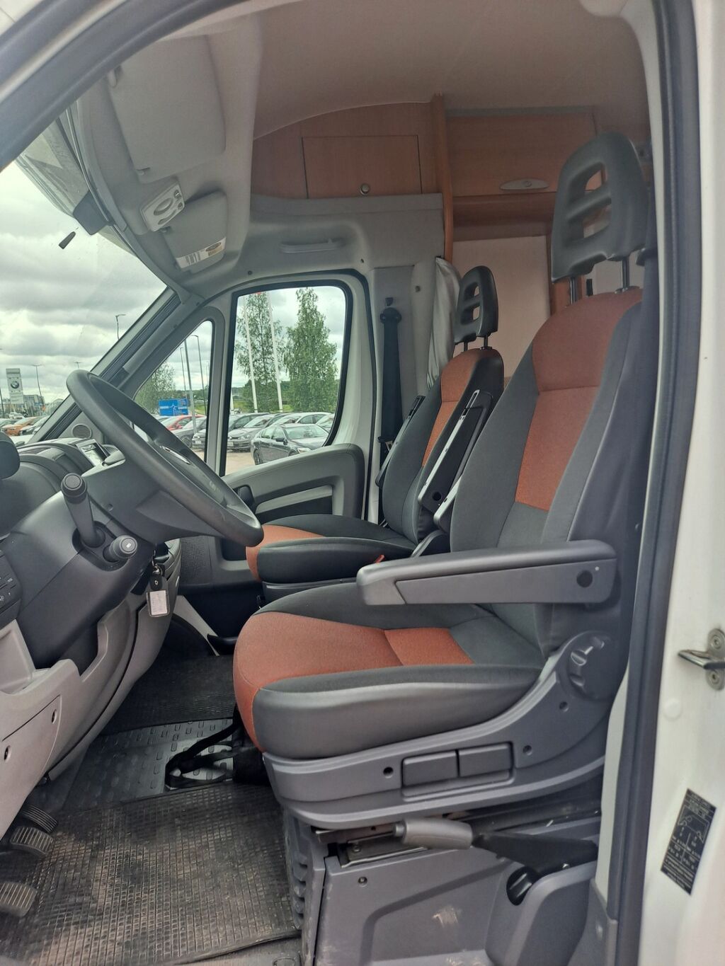 Adria Sport S 577 SP 2011 Valkoinen