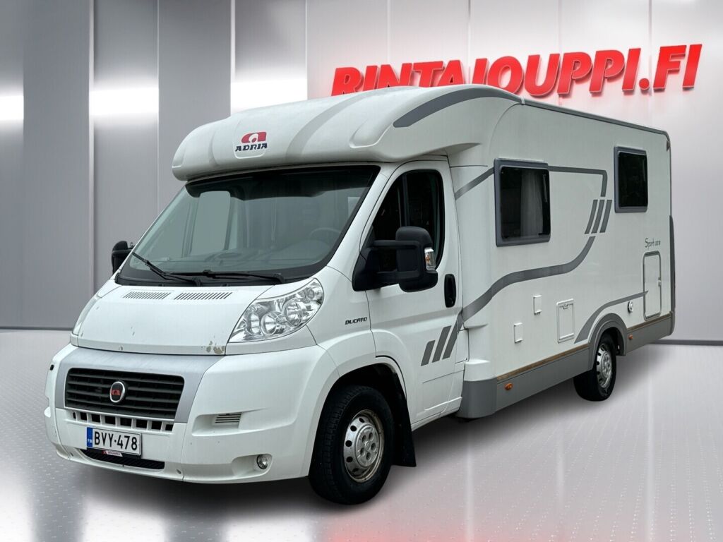 Adria Sport S 577 SP 2011 Valkoinen
