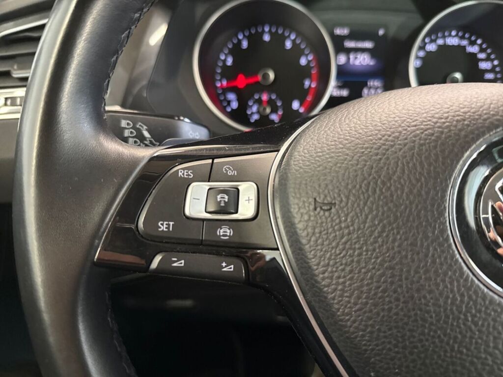 Volkswagen Tiguan 2019 Sininen