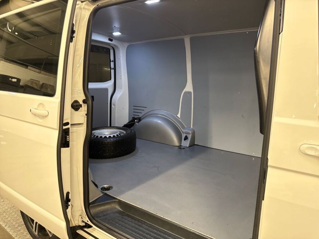 Volkswagen Transporter 2019 Valkoinen