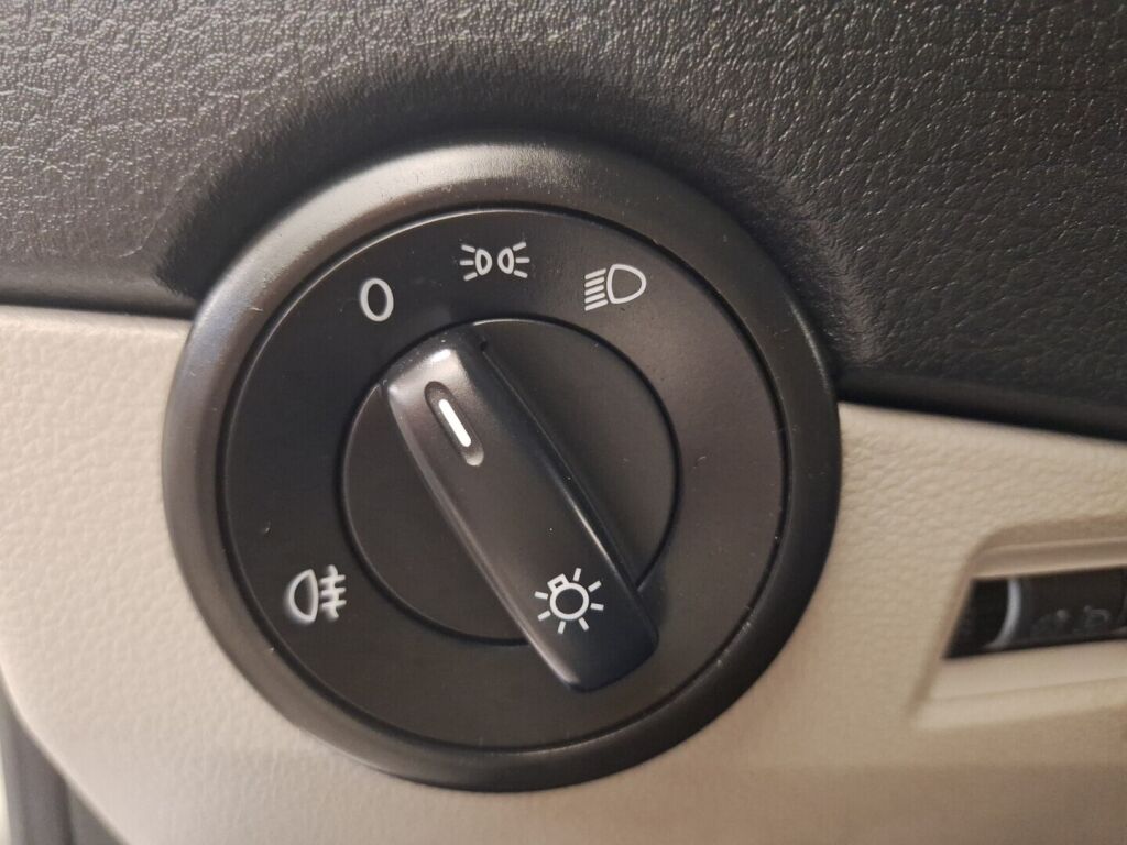 Volkswagen Transporter 2019 Valkoinen