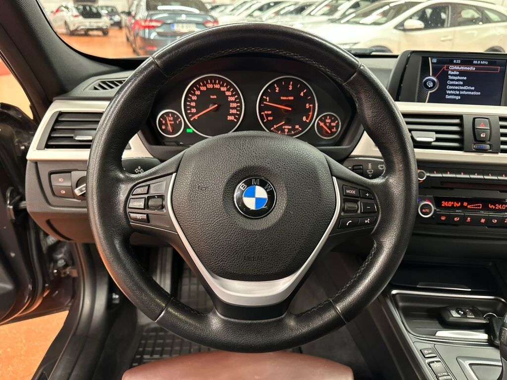 BMW 330 2013 Ruskea (beige)