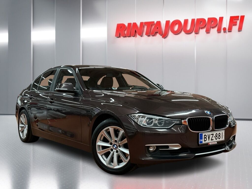 BMW 330 2013 Ruskea (beige)