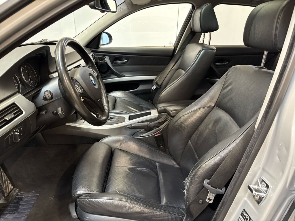 BMW 325 2005 Harmaa