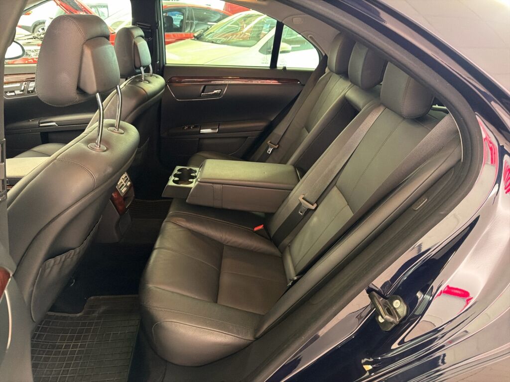 Mercedes-Benz S 2009 Sininen