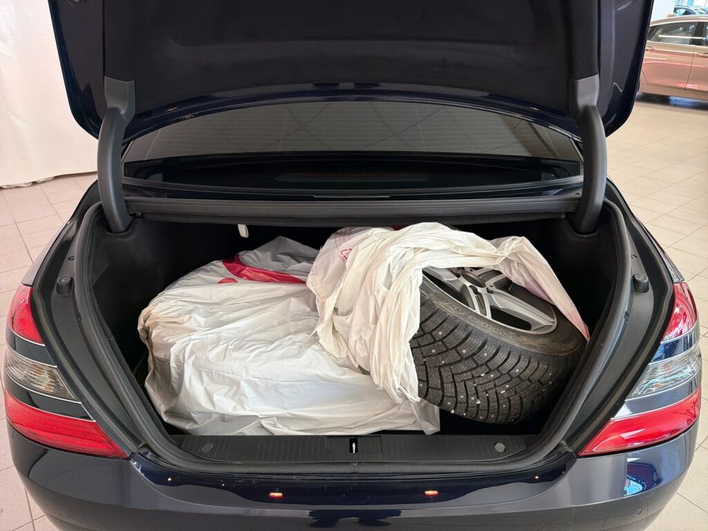 Mercedes-Benz S 2009 Sininen