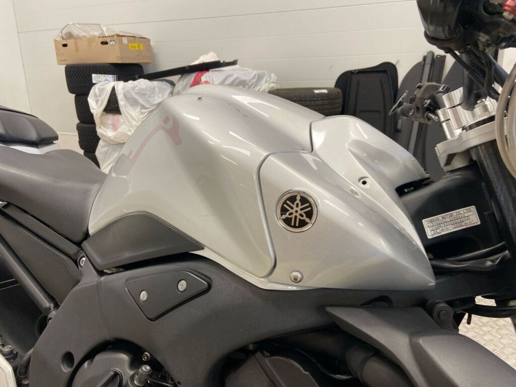 Yamaha FZ1-N 2008 