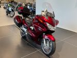 Honda ST 2005 Punainen