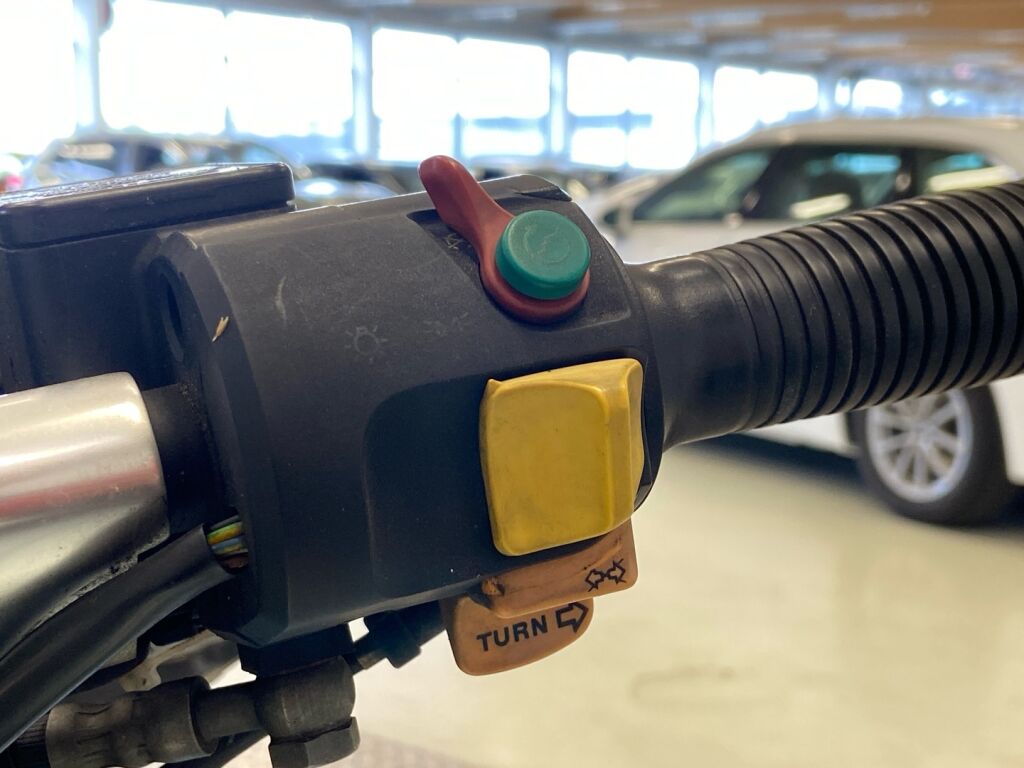 BMW R 1996 Harmaa/vihreä