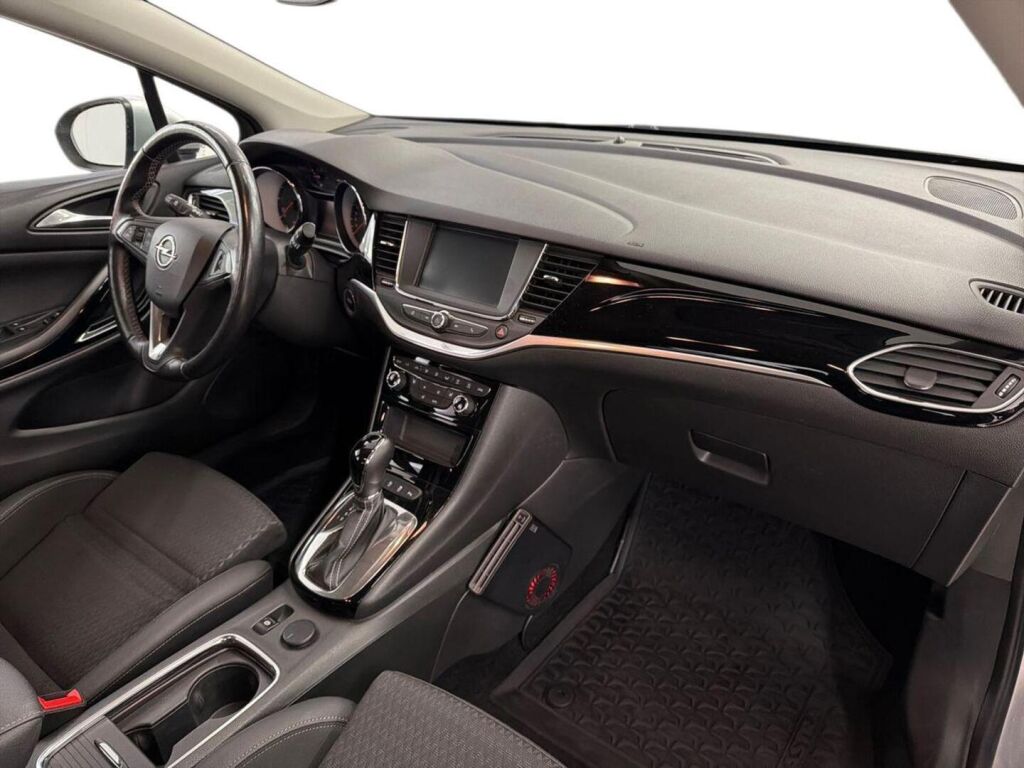 Opel Astra 2019 Hopea