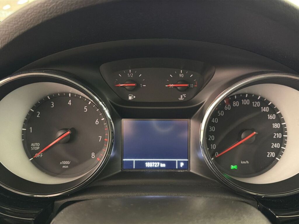 Opel Astra 2019 Hopea
