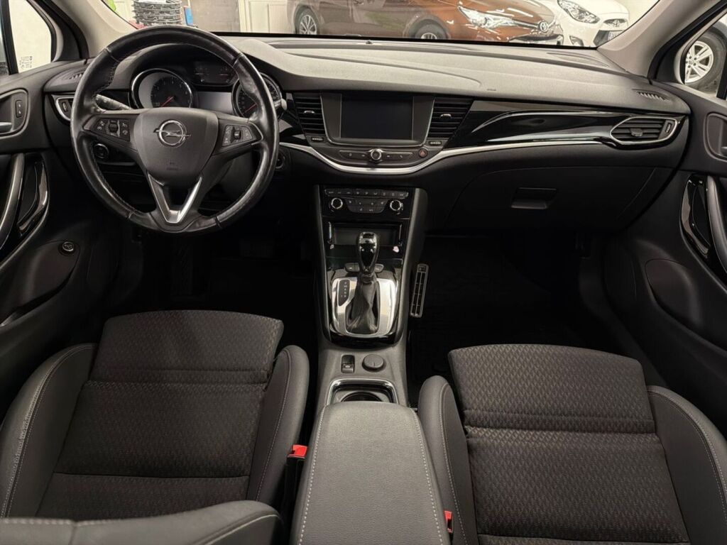 Opel Astra 2019 Hopea