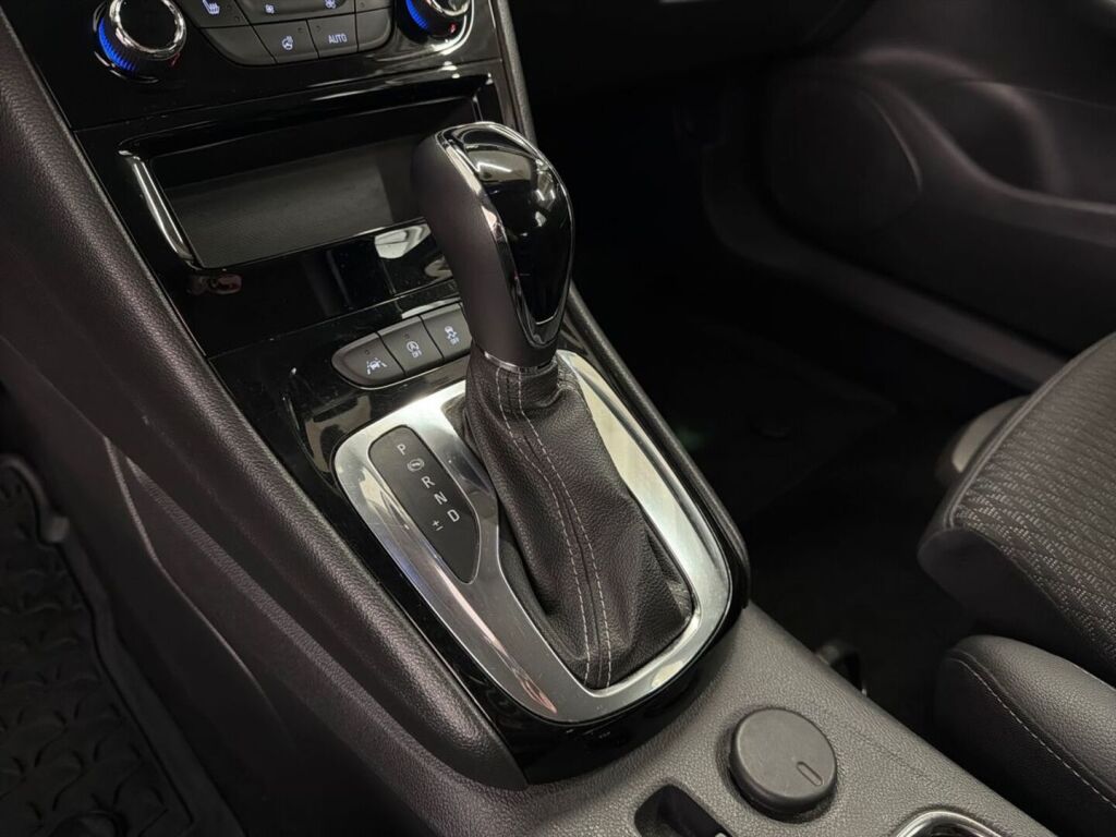 Opel Astra 2019 Hopea