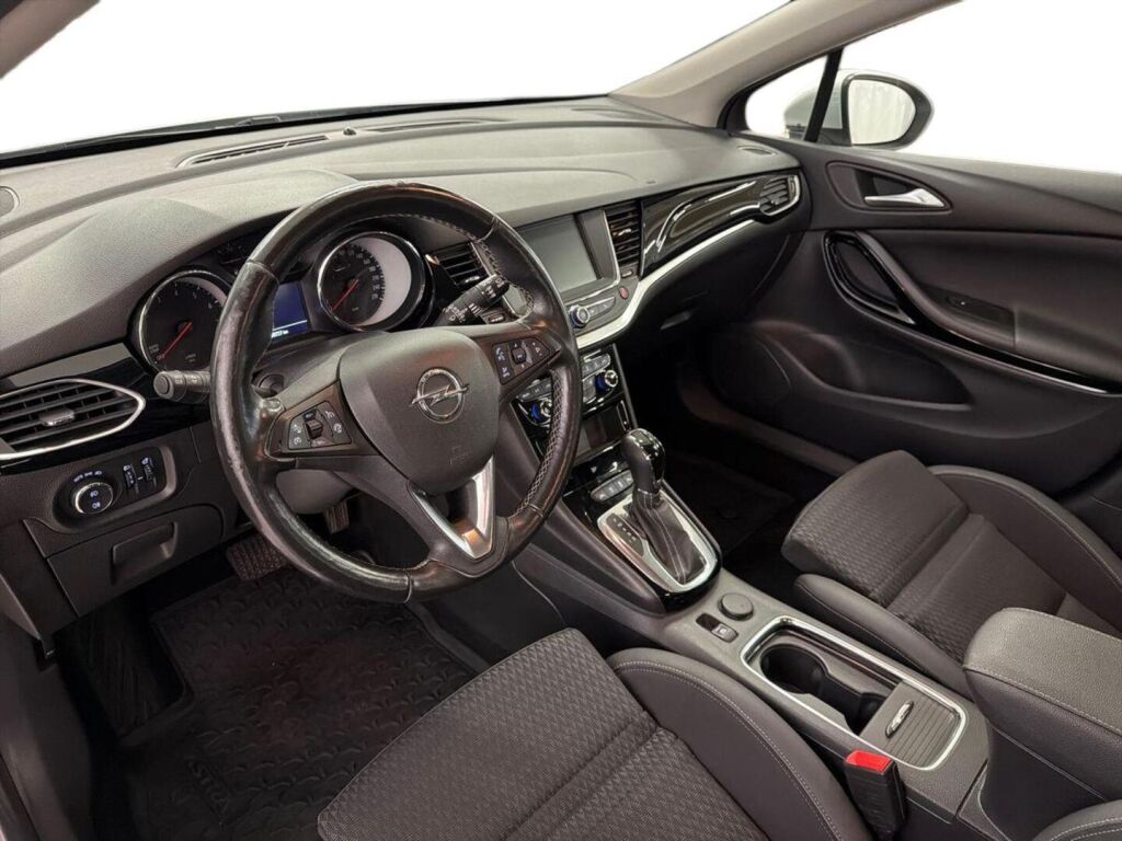 Opel Astra 2019 Hopea