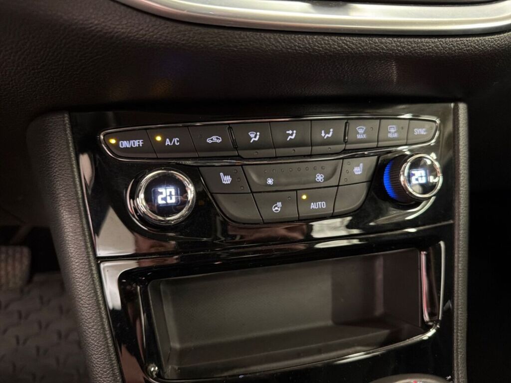 Opel Astra 2019 Hopea