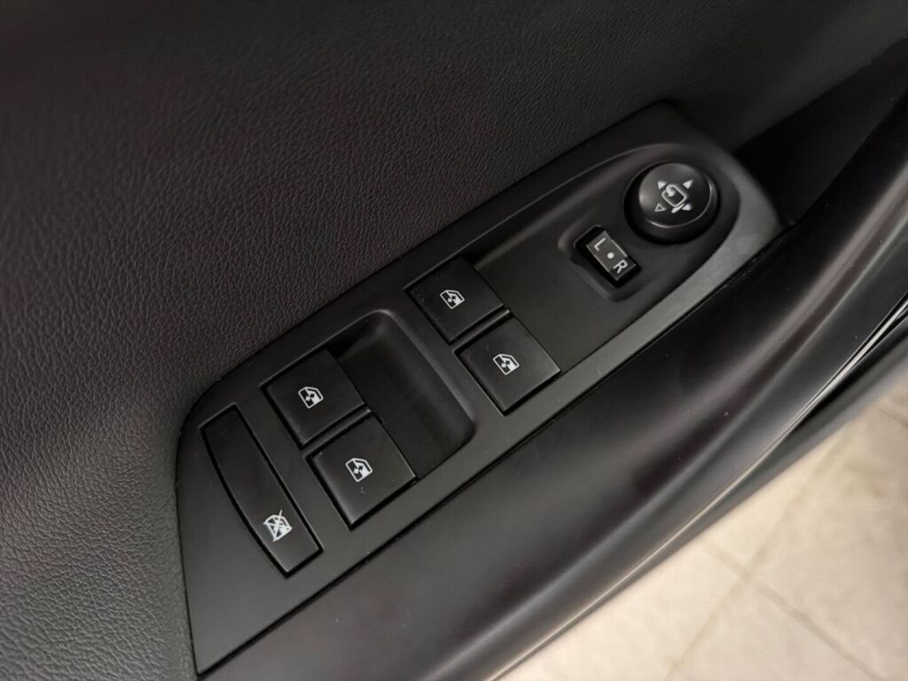 Opel Astra 2019 Hopea