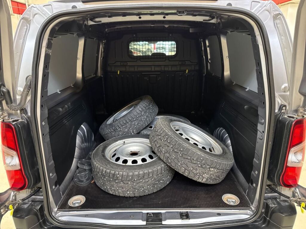 Citroen Berlingo Van 2019 Harmaa