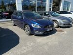 Volvo V60 2015 Sininen