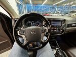 Mitsubishi Outlander PHEV 2015 Musta
