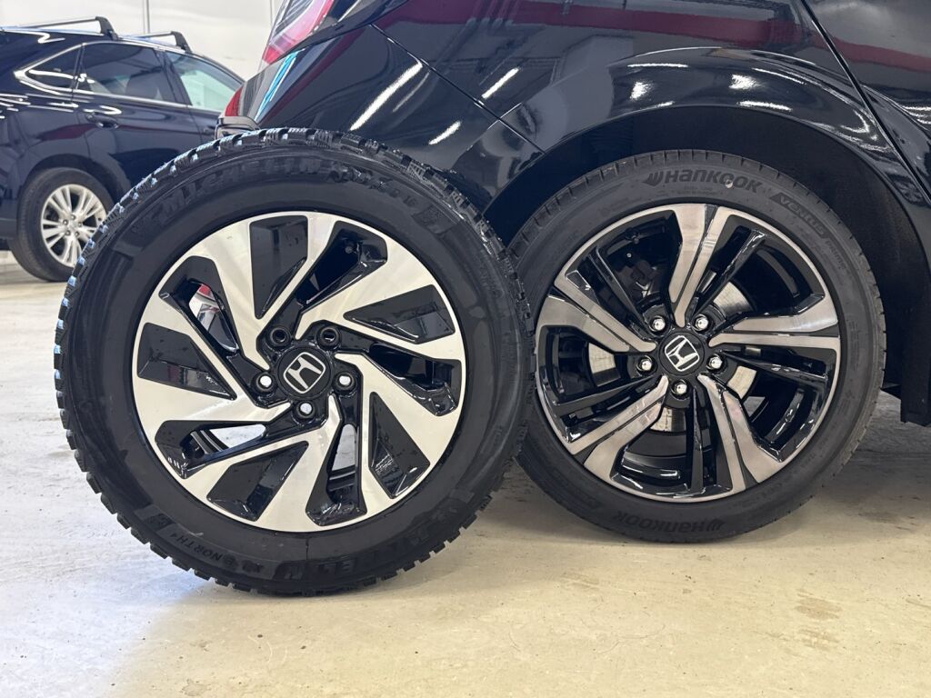 Honda Civic 2020 Musta