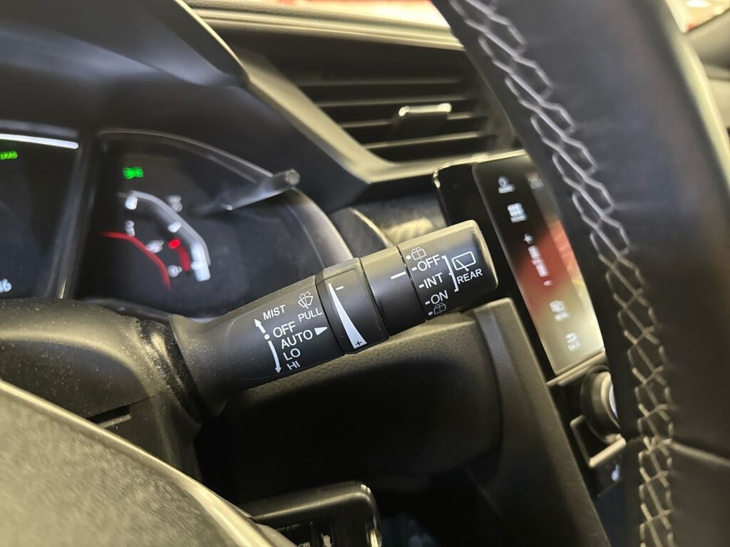 Honda Civic 2020 Musta