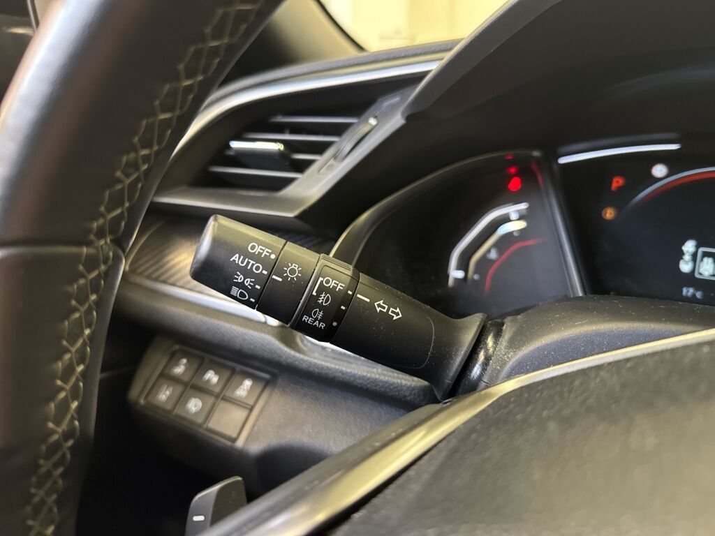 Honda Civic 2020 Musta