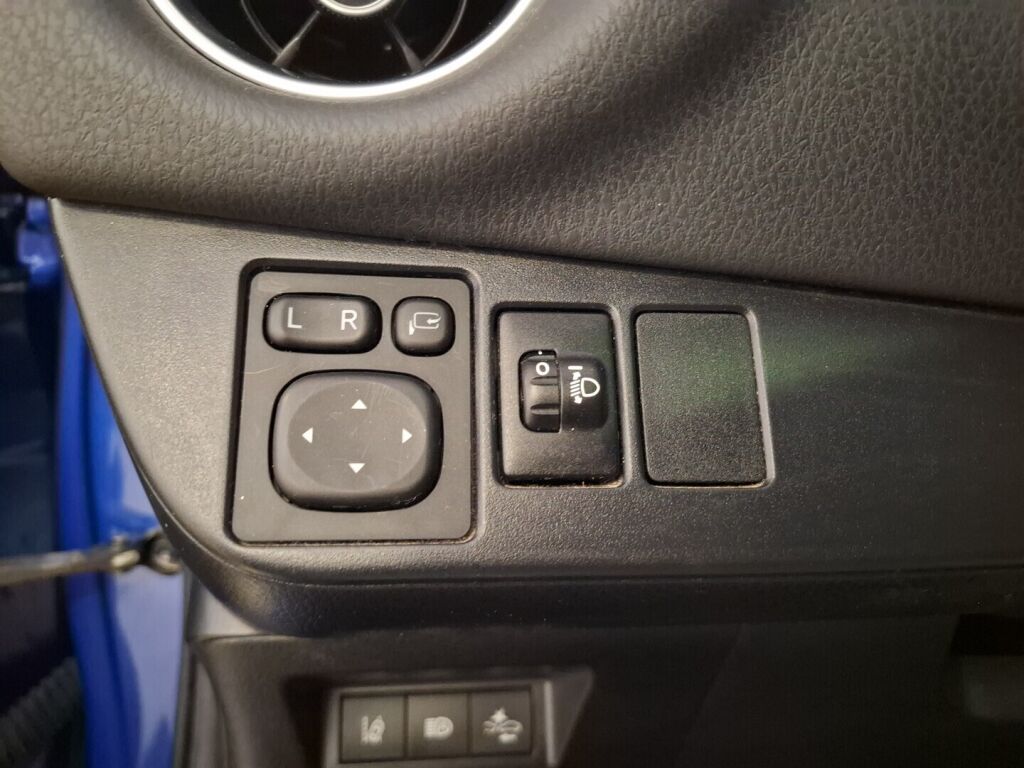 Toyota Yaris 2019 Sininen